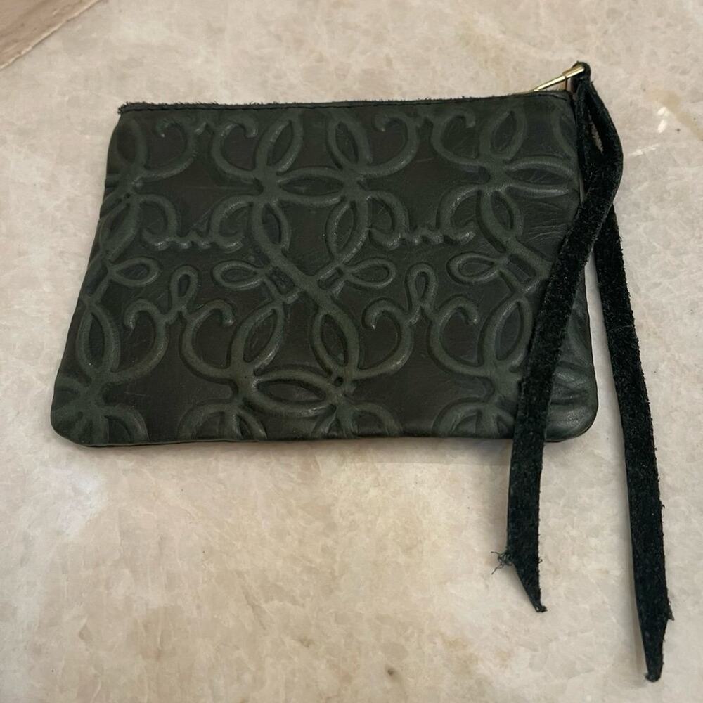 Alex and Ani leather coin wallet dark green embossed leather